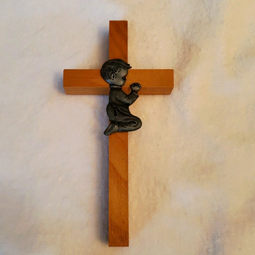 Baptism - Communion - New Baby boy praying wood wall cross